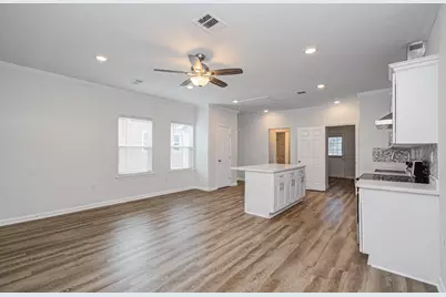 2617 Avenue L, Galveston, TX 77550 - Photo 30