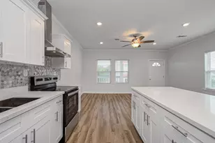 2617 Avenue L, Galveston, TX 77550 - Photo 34