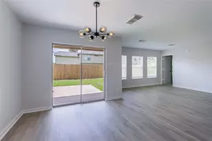 16711 Hollow Ridge Rd, Houston, TX 77053 - Photo 12