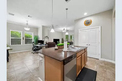 12802 Bridle Springs Lane, Houston, TX 77044 - Photo 16
