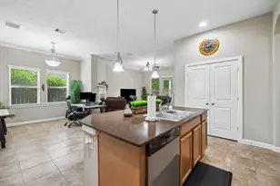 12802 Bridle Springs Ln, Houston, TX 77044 - Photo 16