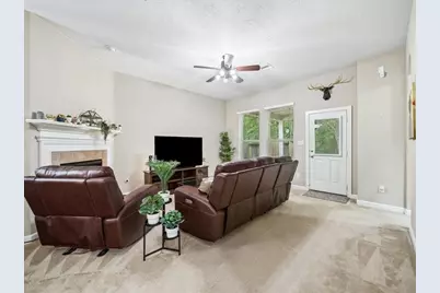 12802 Bridle Springs Lane, Houston, TX 77044 - Photo 10