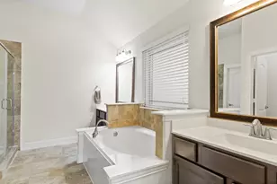 15314 Icet Crk Ave, Mont Belvieu, TX 77523 - Photo 14