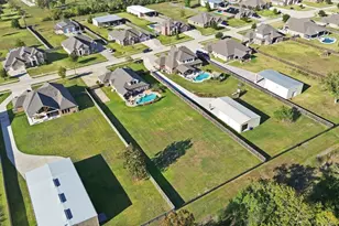 15314 Icet Crk Ave, Mont Belvieu, TX 77523 - Photo 26