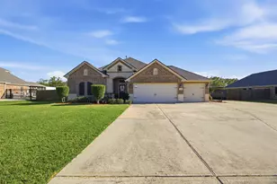 15314 Icet Crk Ave, Mont Belvieu, TX 77523 - Photo 28