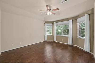 1912 Hill Manor Drive, Conroe, TX 77304 - Photo 14