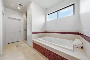 4129 Dickson St, Houston, TX 77007 - Photo 30