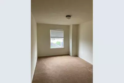 5010 Creekside Avenue, Baytown, TX 77523 - Photo 10