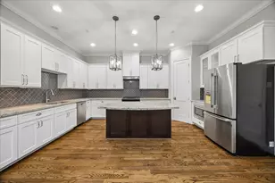 1118 E 24th St, Houston, TX 77009 - Photo 6