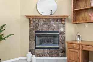 1004 Doornbos Ln, Nederland, TX 77627 - Photo 12