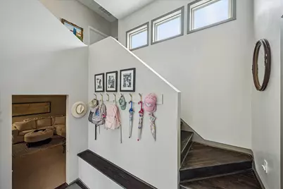 230 E 25th Street, Houston, TX 77008 - Photo 24