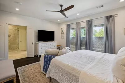 230 E 25th Street, Houston, TX 77008 - Photo 30