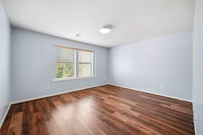 8010 Singing Sonnet Lane, Houston, TX 77072 - Photo 16
