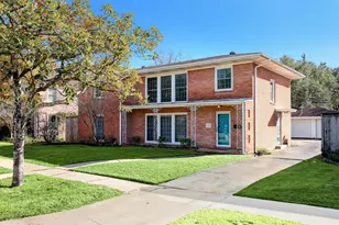 2327 Swift Blvd, Houston, TX 77030 - Photo 2