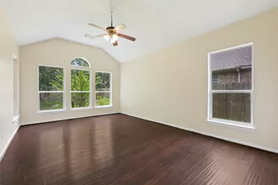8322 Emerald Meadow Lane, Humble, TX 77396 - Photo 14