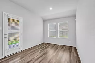 827 Cloverdale Dr, Rosharon, TX 77583 - Photo 10