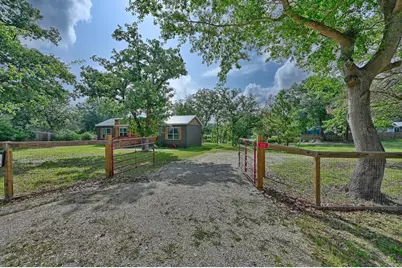 515 Lakeview Lane, Somerville, TX 77879 - Photo 1