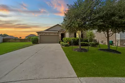 8908 Bear Mountain Court, Magnolia, TX 77354 - Photo 2