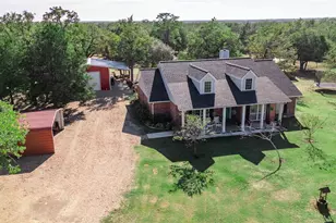 1779 Co Rd 151, Columbus, TX 78934 - Photo 2