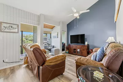 319 Venture Boulevard S, Point Venture, TX 78645 - Photo 8