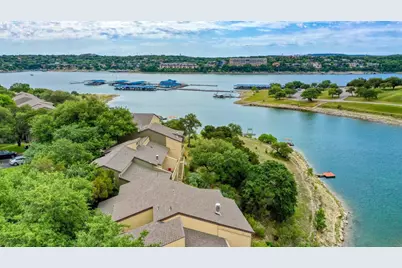 319 Venture Boulevard S, Point Venture, TX 78645 - Photo 2