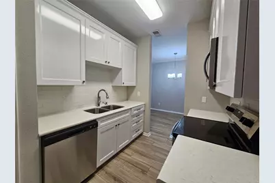9800 Pagewood Lane #3006, Houston, TX 77042 - Photo 18