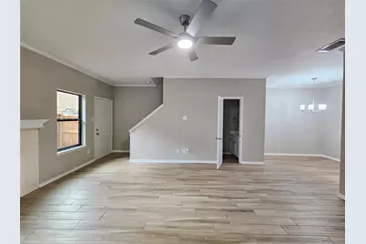 9800 Pagewood Lane #3006, Houston, TX 77042 - Photo 8
