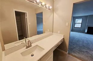 9800 Pagewood Ln, Houston, TX 77042 - Photo 28