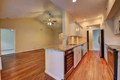 1901 Post Oak Park Drive #13302, Houston, TX 77027 - Photo 2