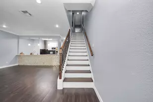 2908 Holly Hall St, Houston, TX 77054 - Photo 8