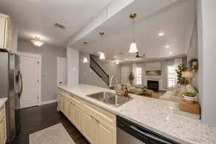 2908 Holly Hall St, Houston, TX 77054 - Photo 4