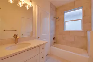 957 Ringold St, Houston, TX 77088 - Photo 40