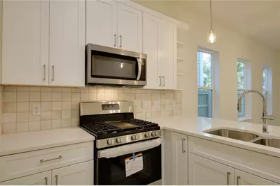 957 Ringold Street, Houston, TX 77088 - Photo 12