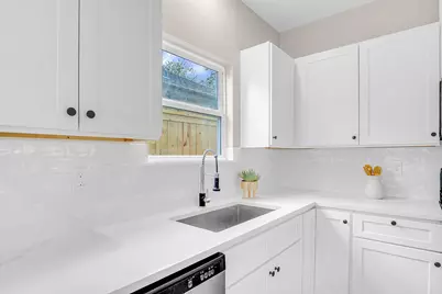 7316 Victoria Street, Houston, TX 77020 - Photo 14