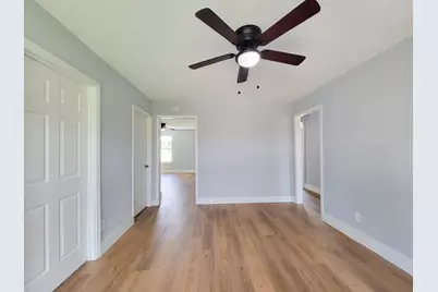 4538 Clover Street, Houston, TX 77051 - Photo 6