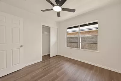 5763 Thrush Drive, Houston, TX 77033 - Photo 12