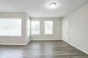 319 Rustic Dr, Pasadena, TX 77502 - Photo 8