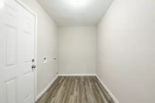 319 Rustic Dr, Pasadena, TX 77502 - Photo 12