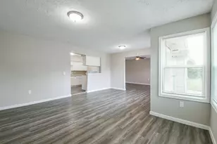 319 Rustic Dr, Pasadena, TX 77502 - Photo 6