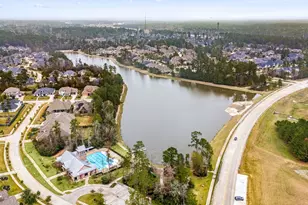 734 Platinum Stone Ln, Pinehurst, TX 77362 - Photo 2