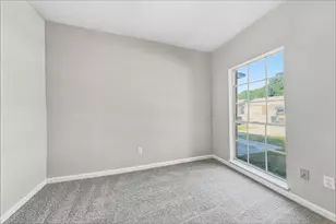 12210 Lambeth Palace Dr, Houston, TX 77066 - Photo 16