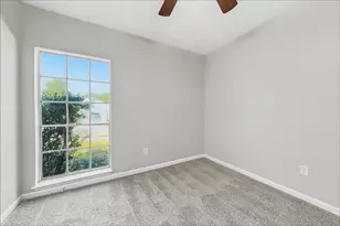 12210 Lambeth Palace Dr, Houston, TX 77066 - Photo 8