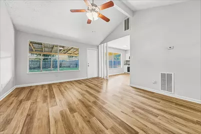 12210 Lambeth Palace Drive, Houston, TX 77066 - Photo 2
