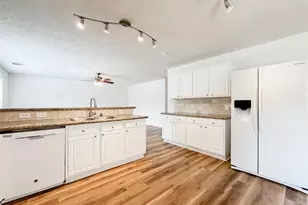 11 Orion Star Ct, The Woodlands, TX 77382 - Photo 16