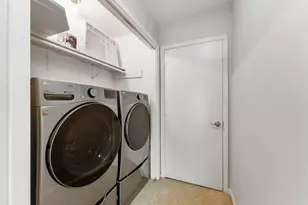 1 N Birchcane Ct, The Woodlands, TX 77381 - Photo 42