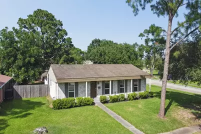 6022 Beaudry Drive, Houston, TX 77035 - Photo 1