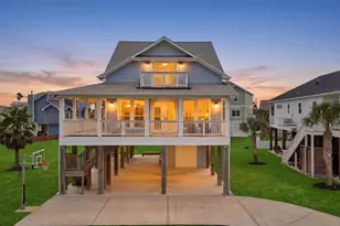 4003 Elissa Ct, Galveston, TX 77554 - Photo 1