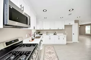 5639 Westover St, Houston, TX 77033 - Photo 28