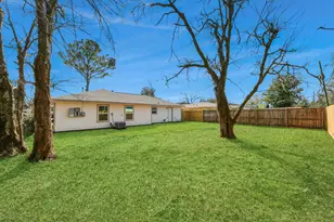 5639 Westover St, Houston, TX 77033 - Photo 12