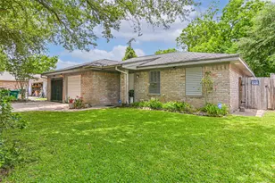 1426 Scott St, La Marque, TX 77568 - Photo 1